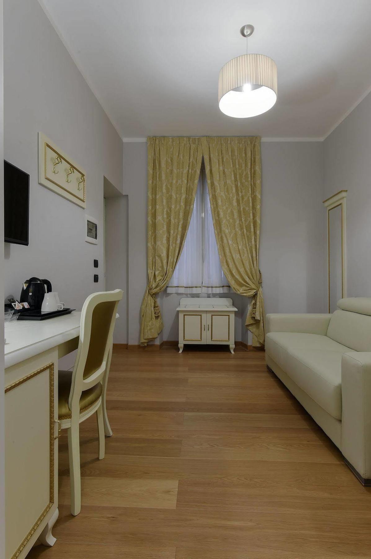 Gravina Suite Frattina Рим Экстерьер фото