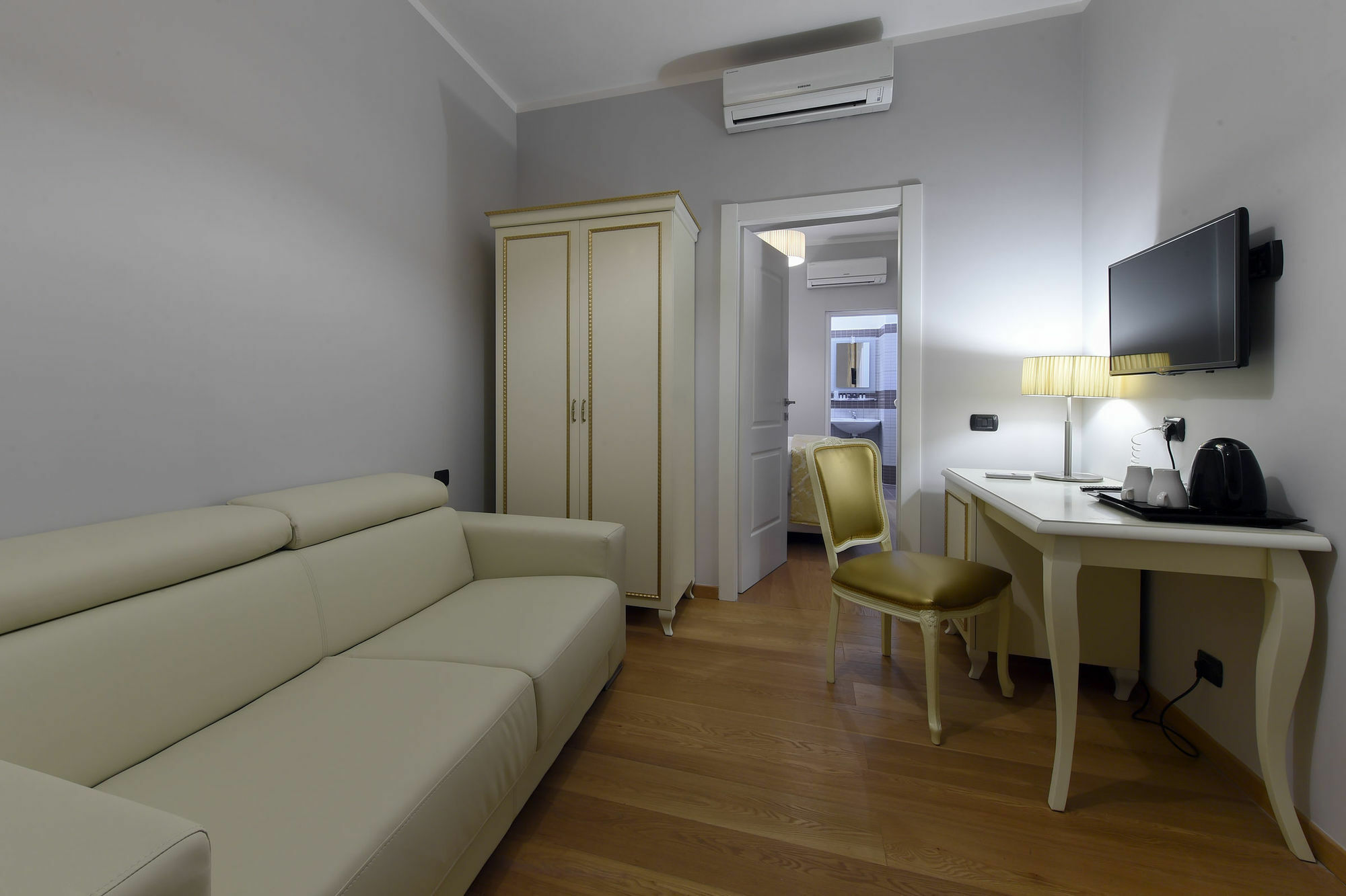 Gravina Suite Frattina Рим Экстерьер фото