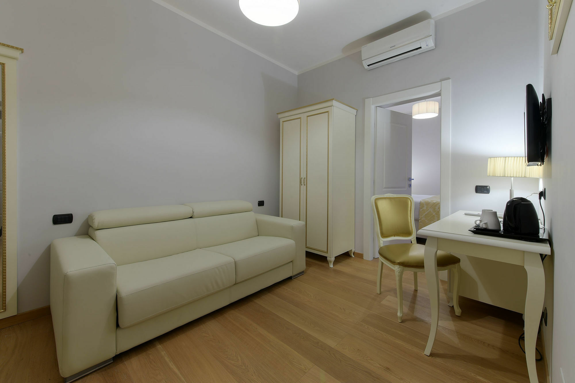 Gravina Suite Frattina Рим Экстерьер фото